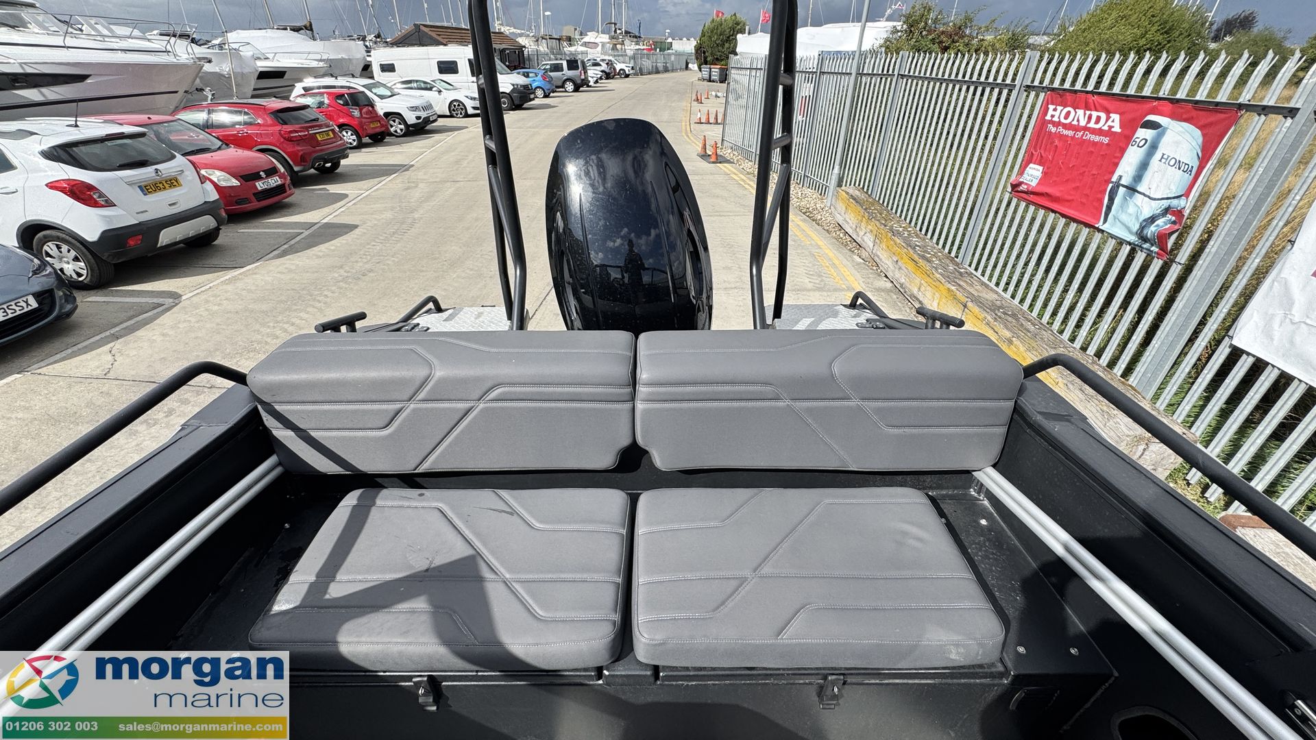 UMS 655 DC Bow Rider