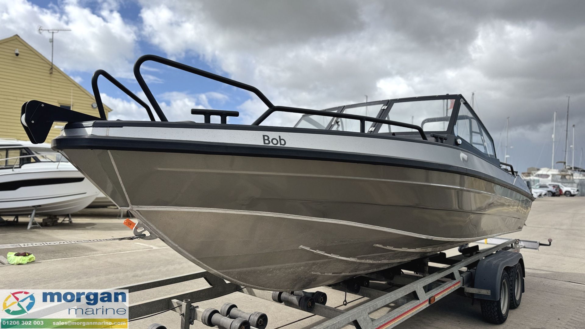 UMS 655 DC Bow Rider