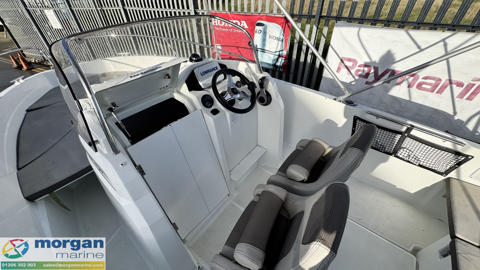 Jeanneau Cap Camarat 5.5 Centre Console Series 2