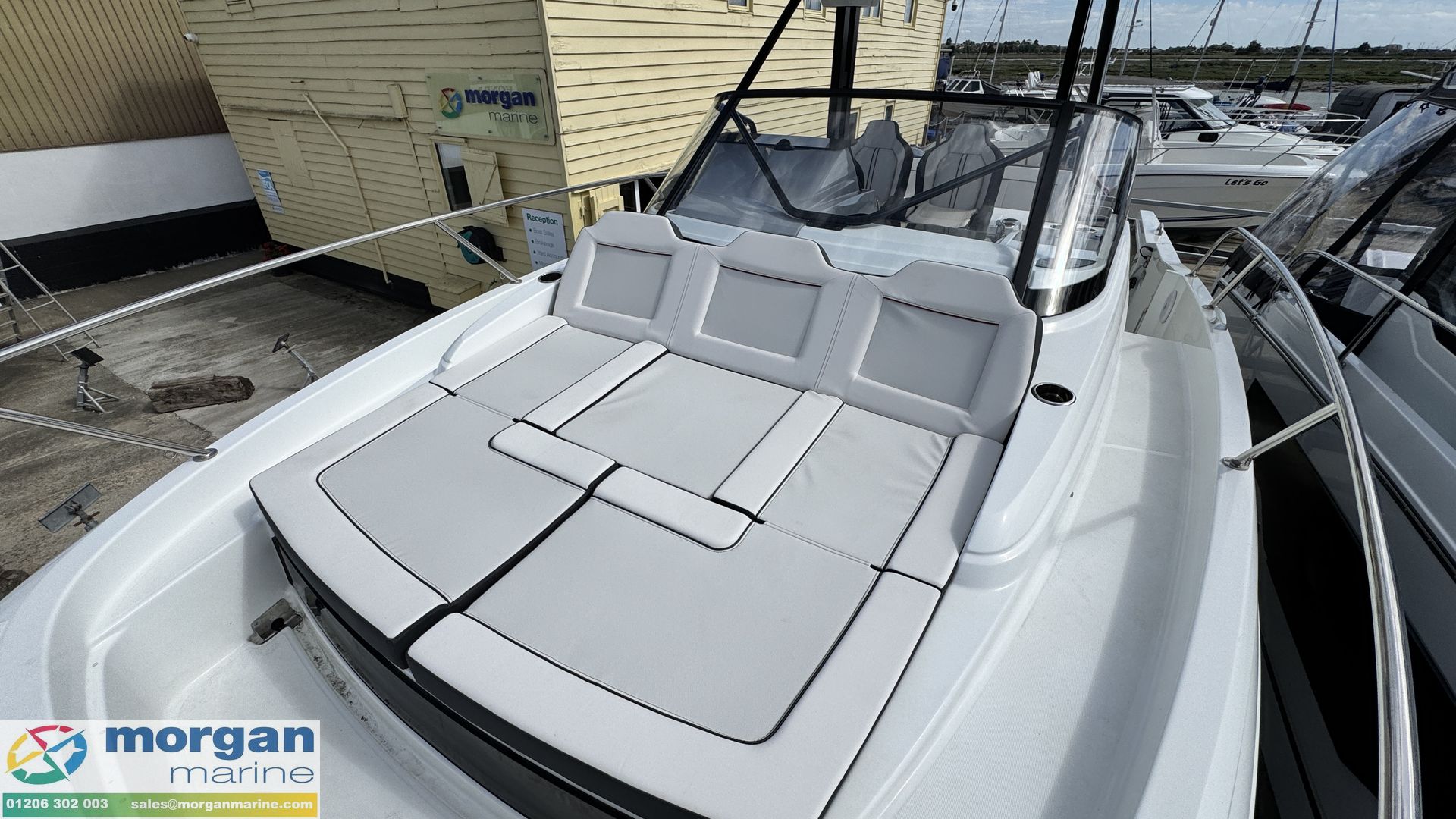 Jeanneau Cap Camarat 9.0 WA -