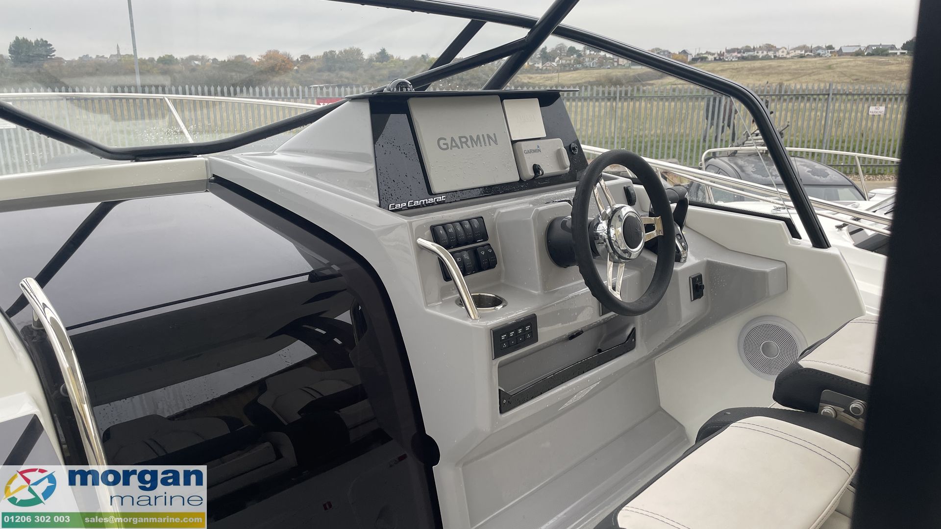 Jeanneau Cap Camarat 9.0 WA – Series 2 – with must have options – 2x Yamaha 200 SBW