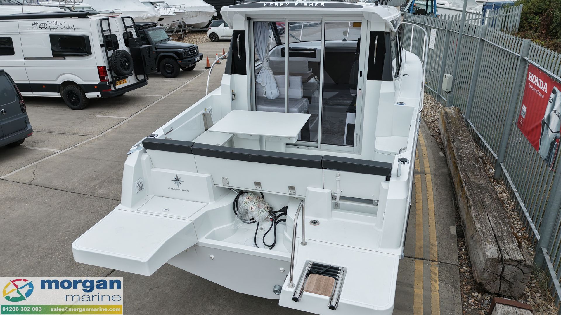 Merry Fisher 795 -
