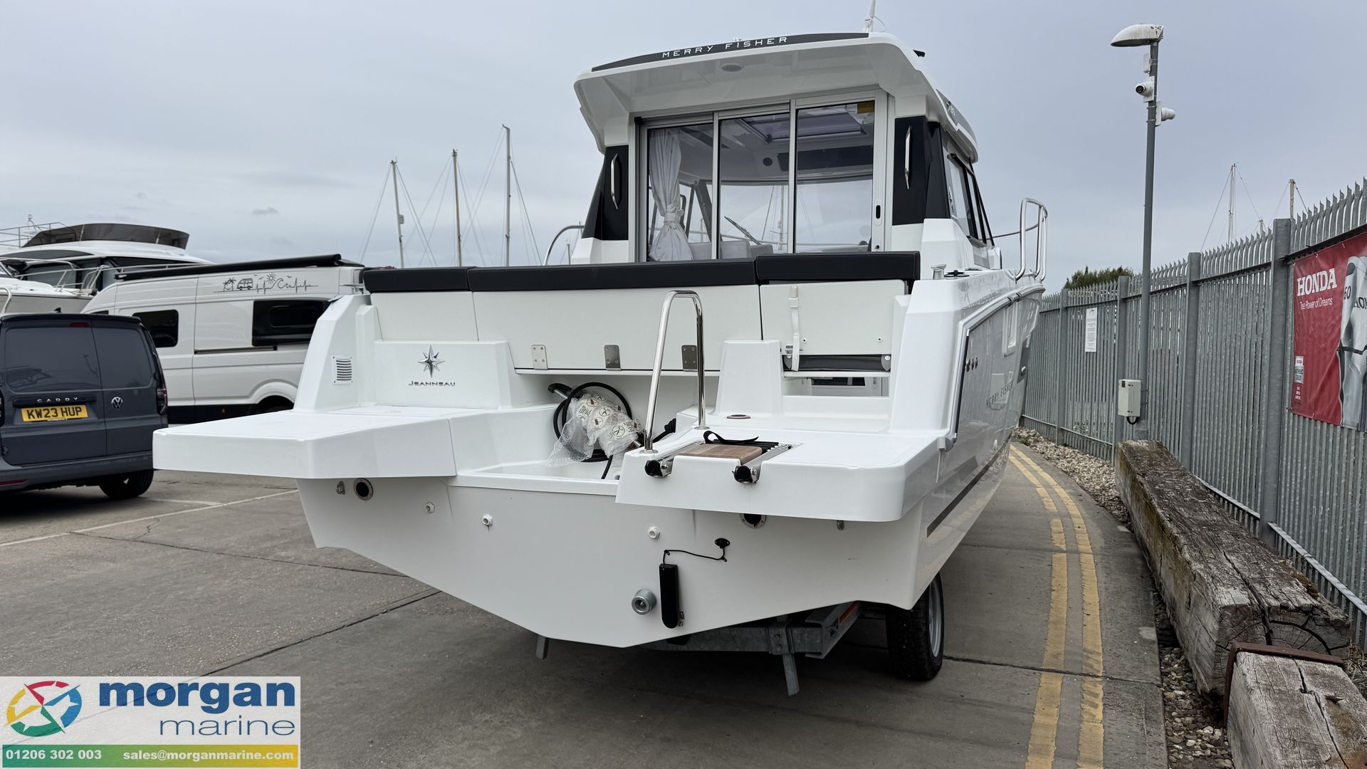 Merry Fisher 795 -