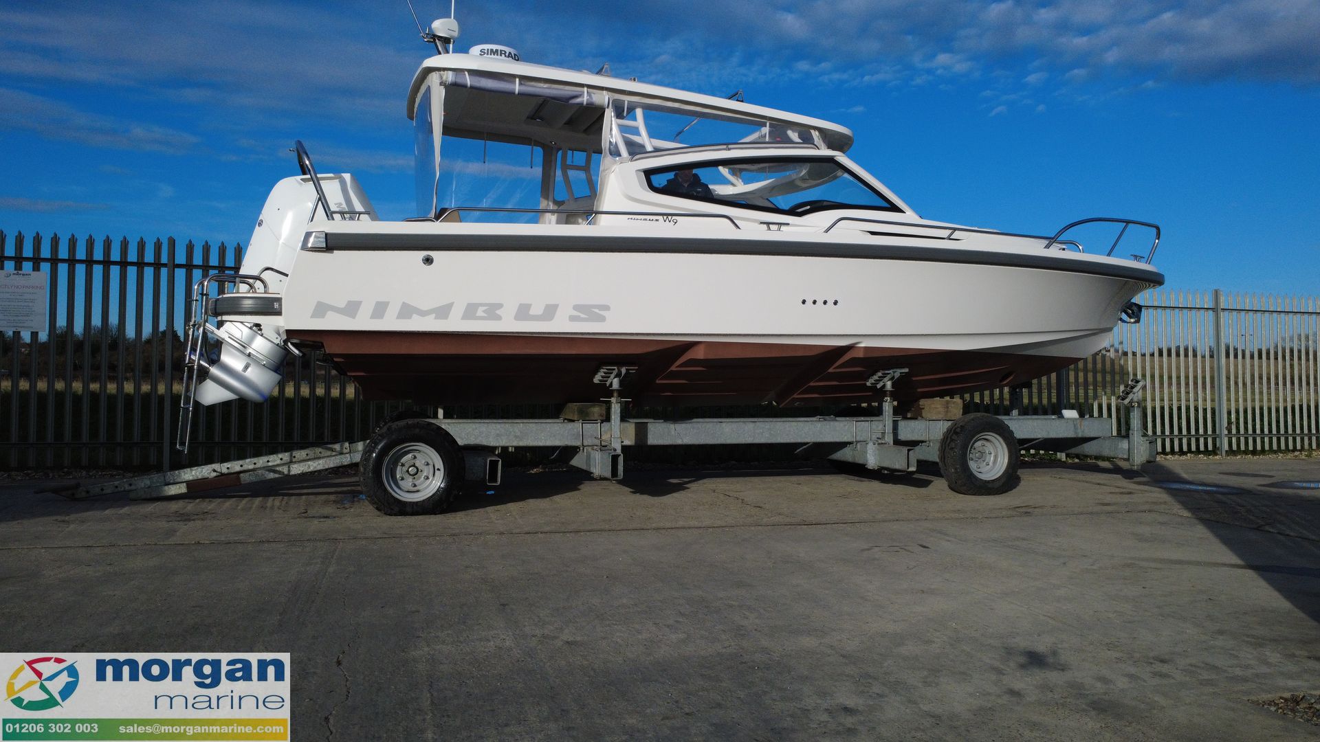 Nimbus Weekender 9 - hull