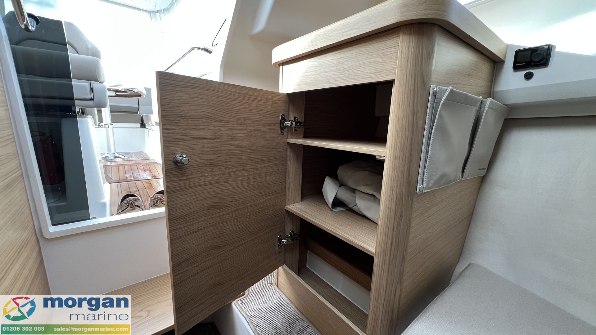 Nimbus Weekender 9 - storage