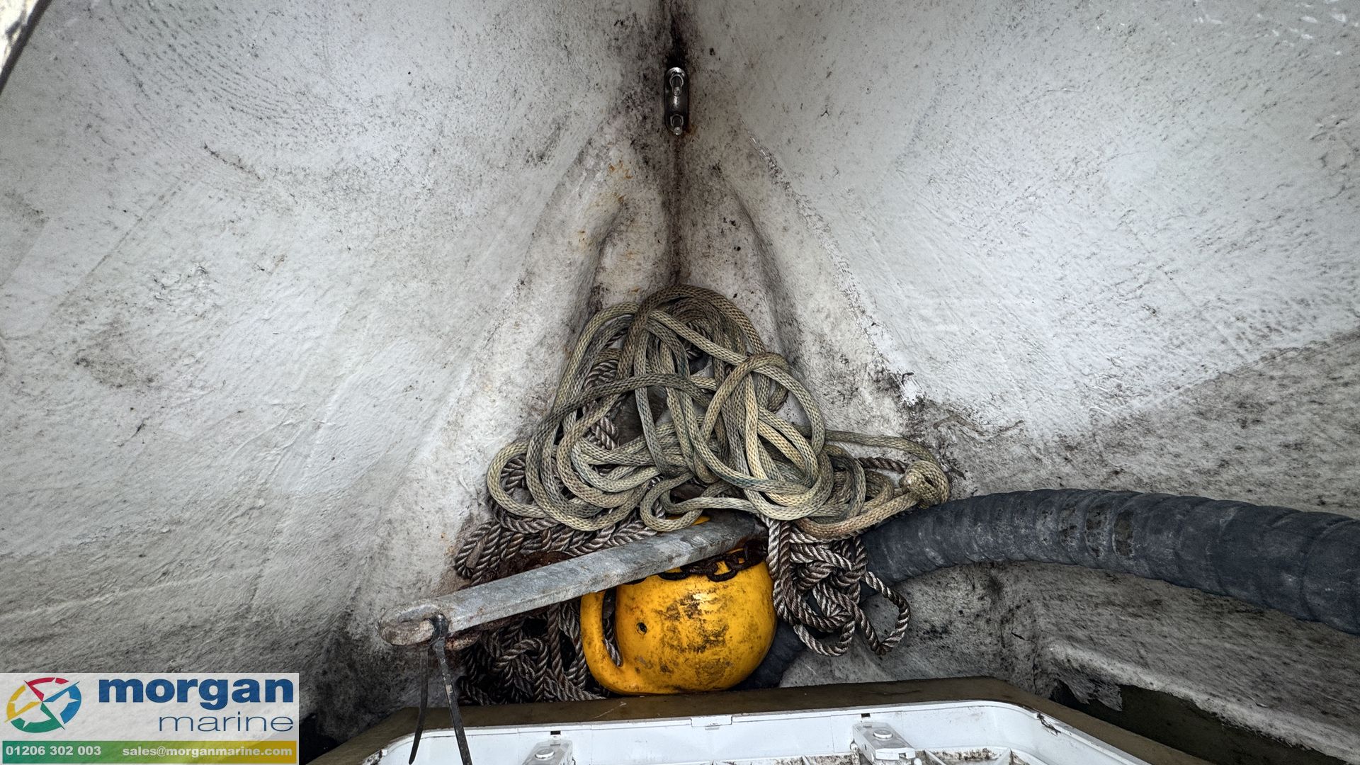 Atlantis 16 centre console -