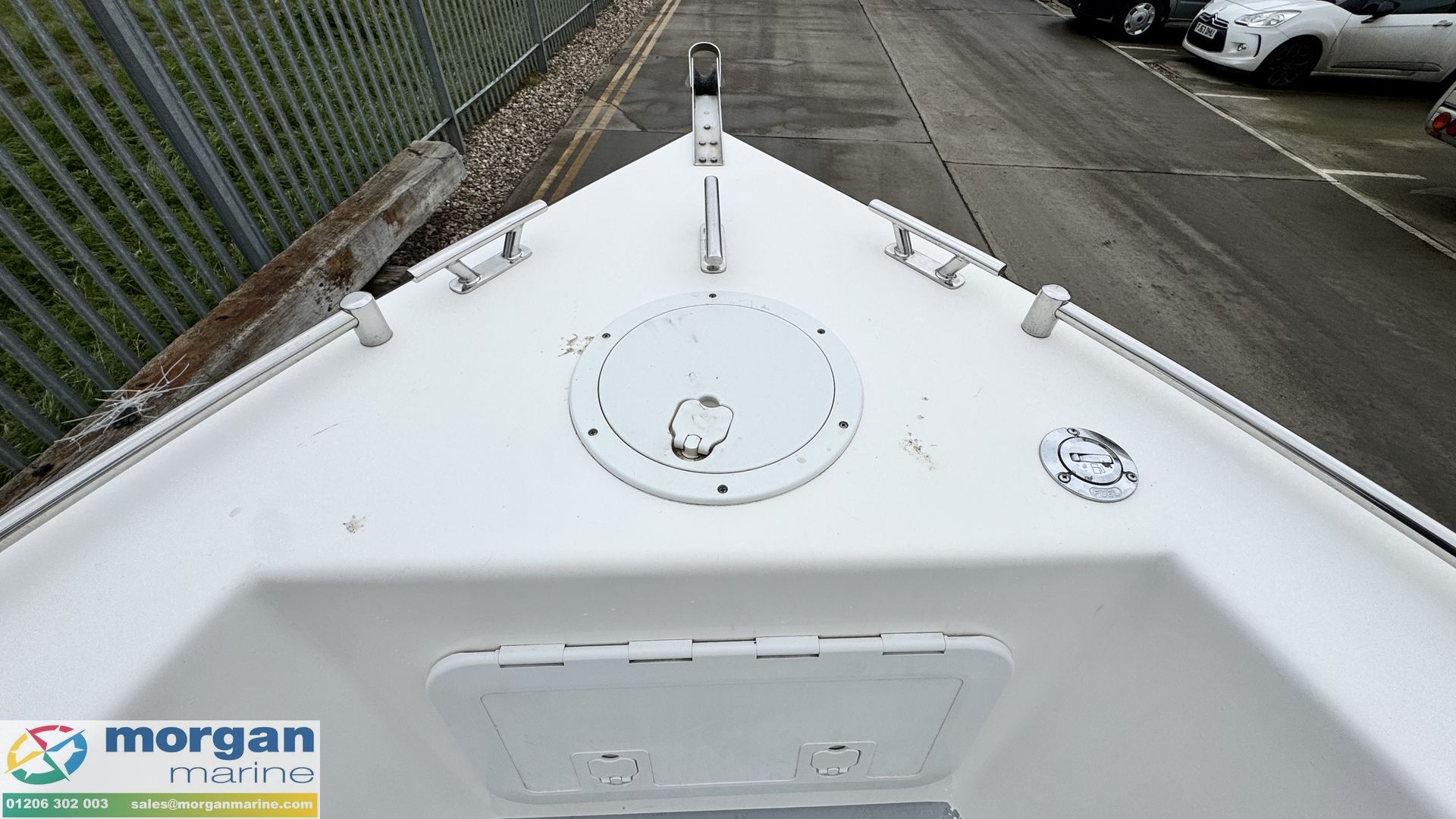 Atlantis 16 centre console -
