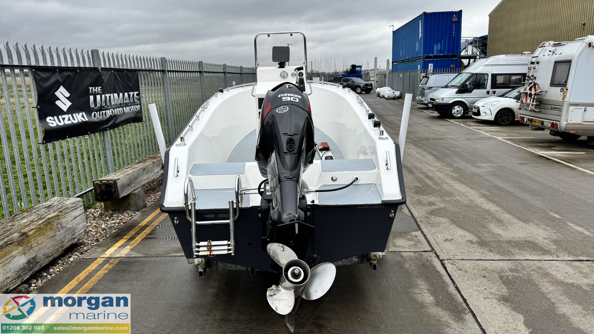 Atlantis 16 centre console -