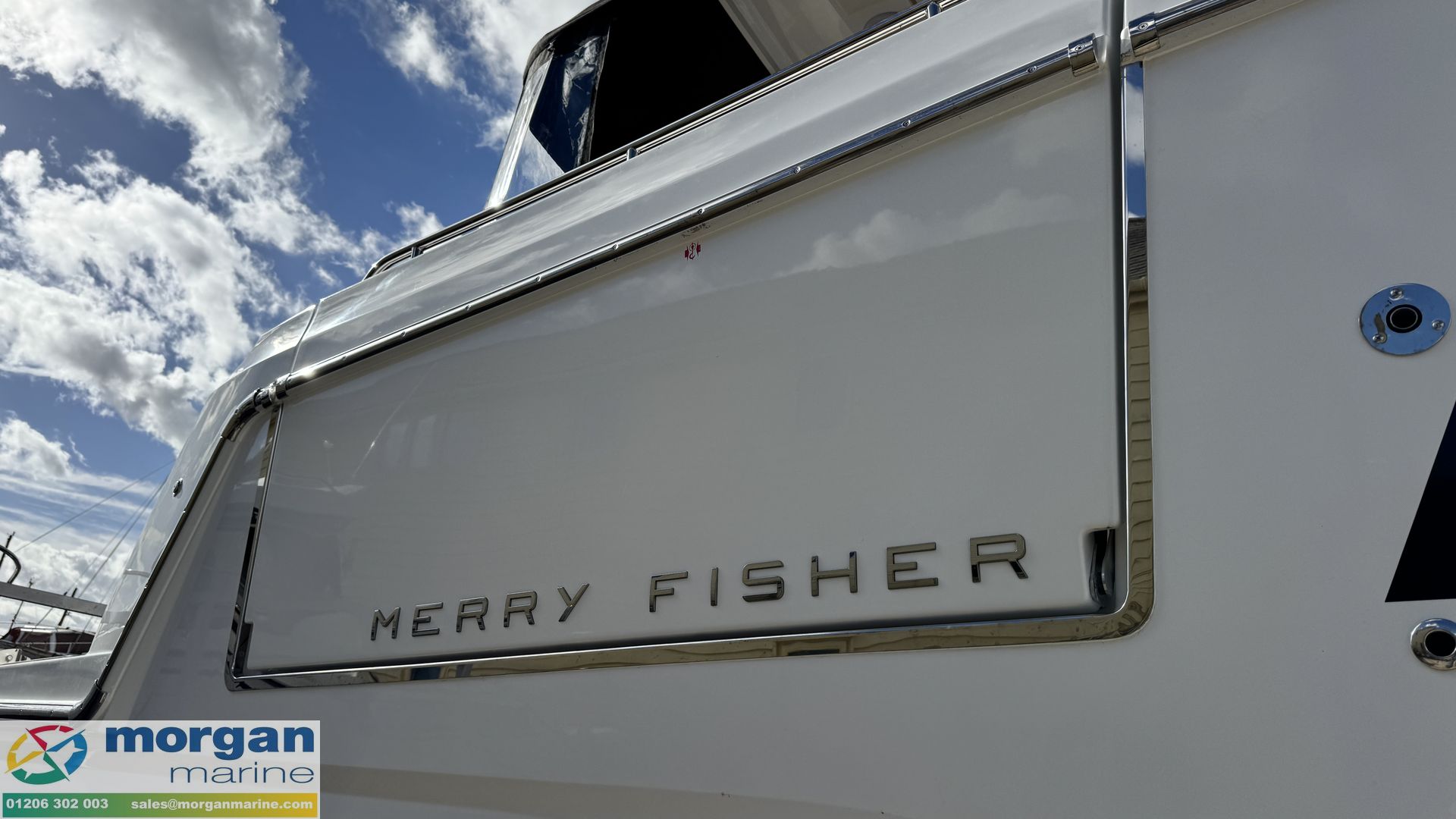 Jeanneau-Merry-Fisher-1295-Coupe-