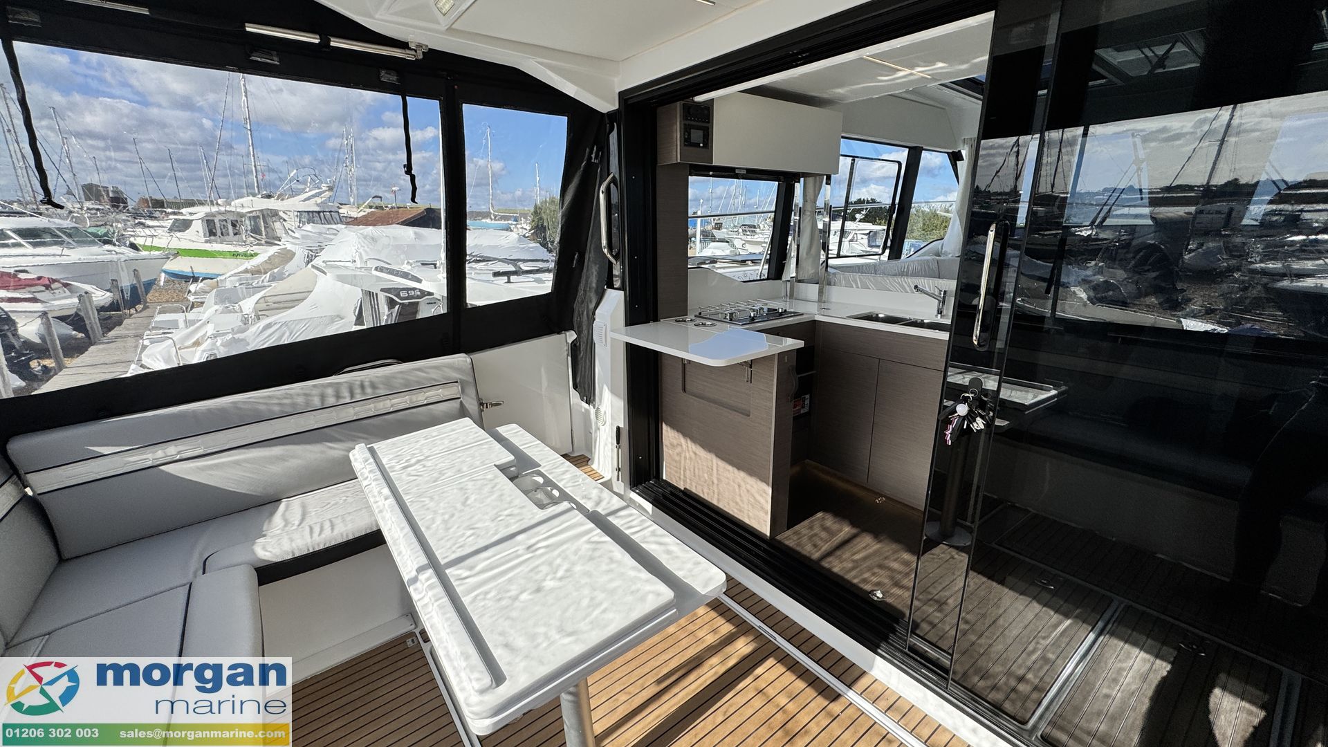Jeanneau-Merry-Fisher-1295-Coupe-