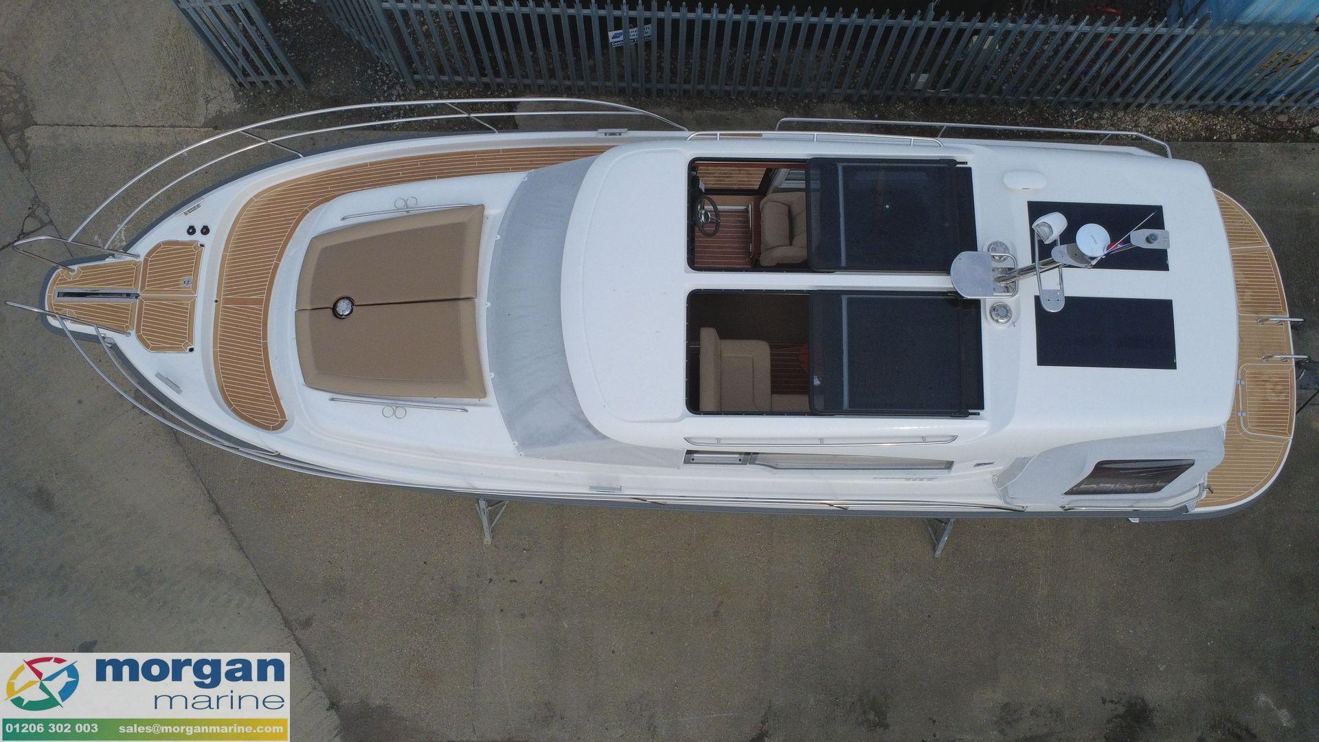 Nimbus 365 Coupe - overhead view