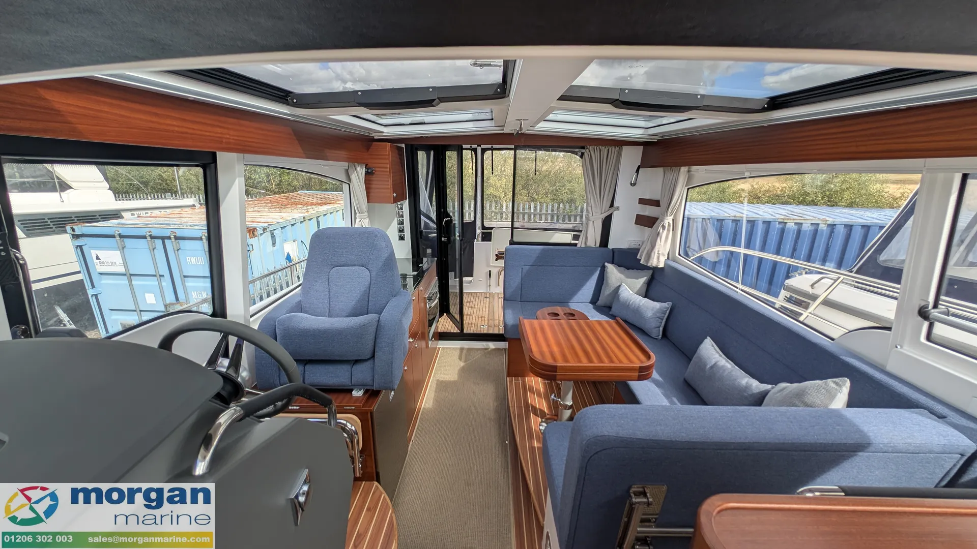 Nimbus 365 Coupe - 29