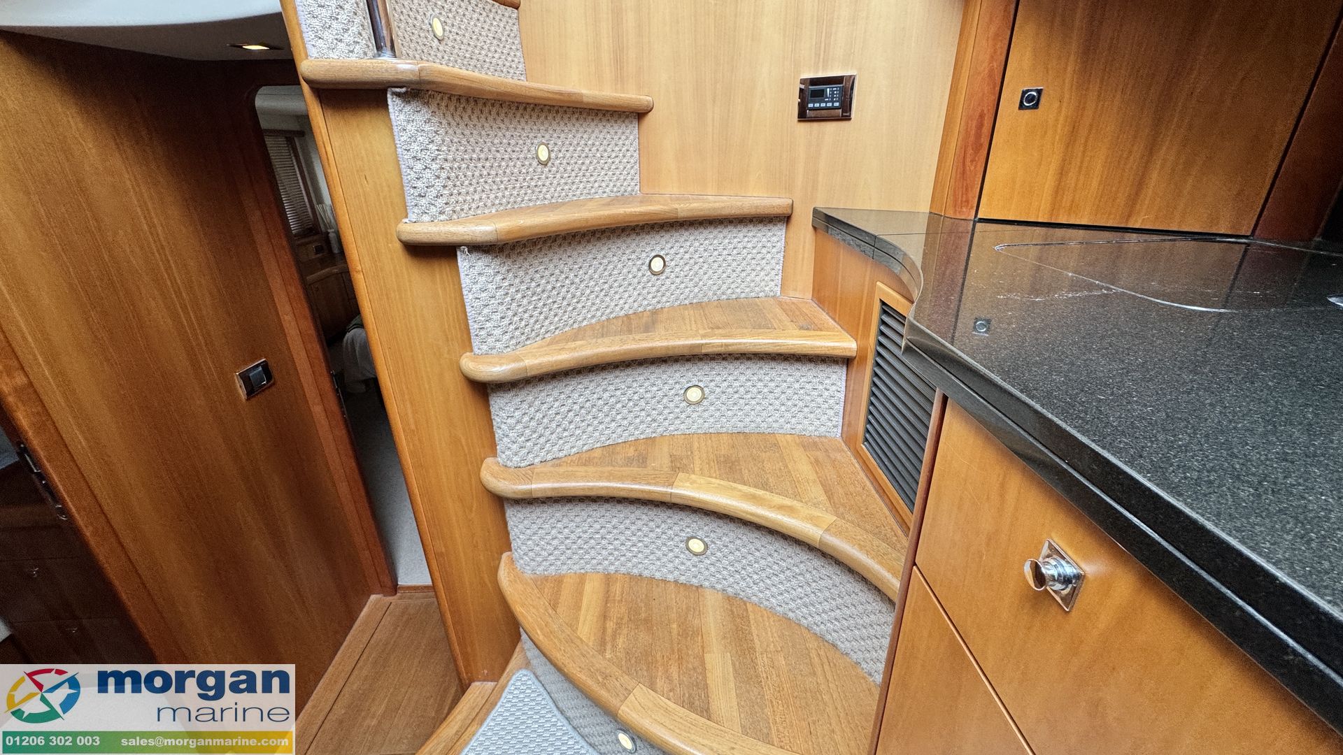 Sunseeker Predator 52 -