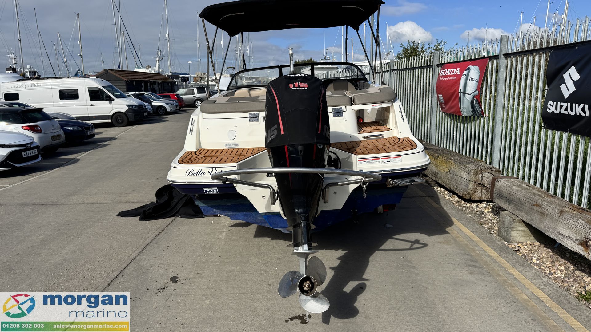 Bayliner VR5 -