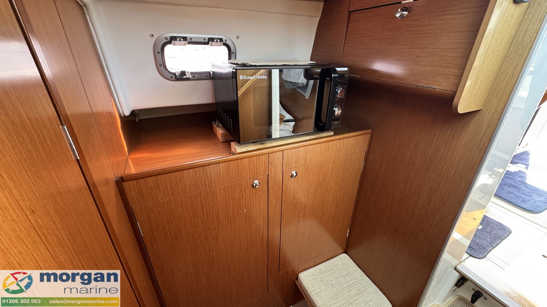 Beneteau Antares 9 Inboard -
