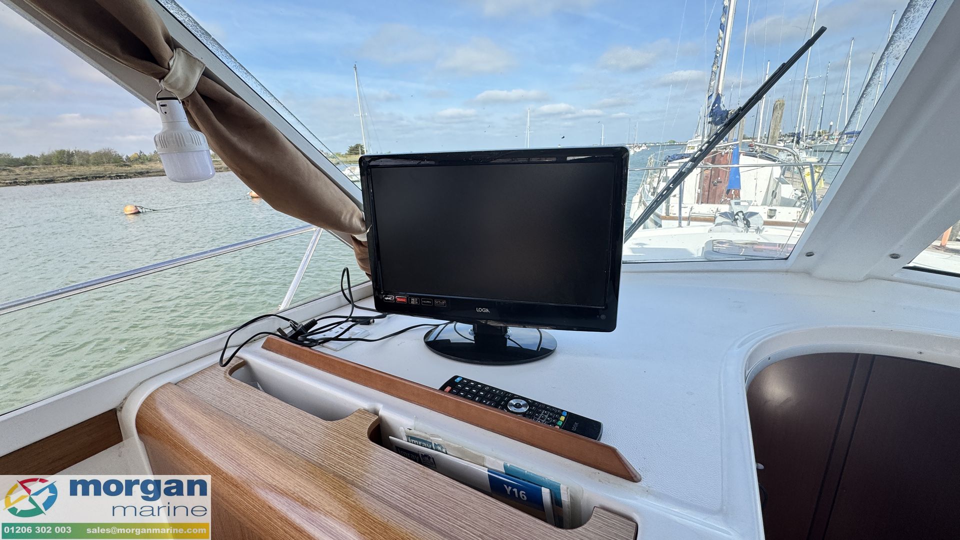 Beneteau Antares 9 Inboard -