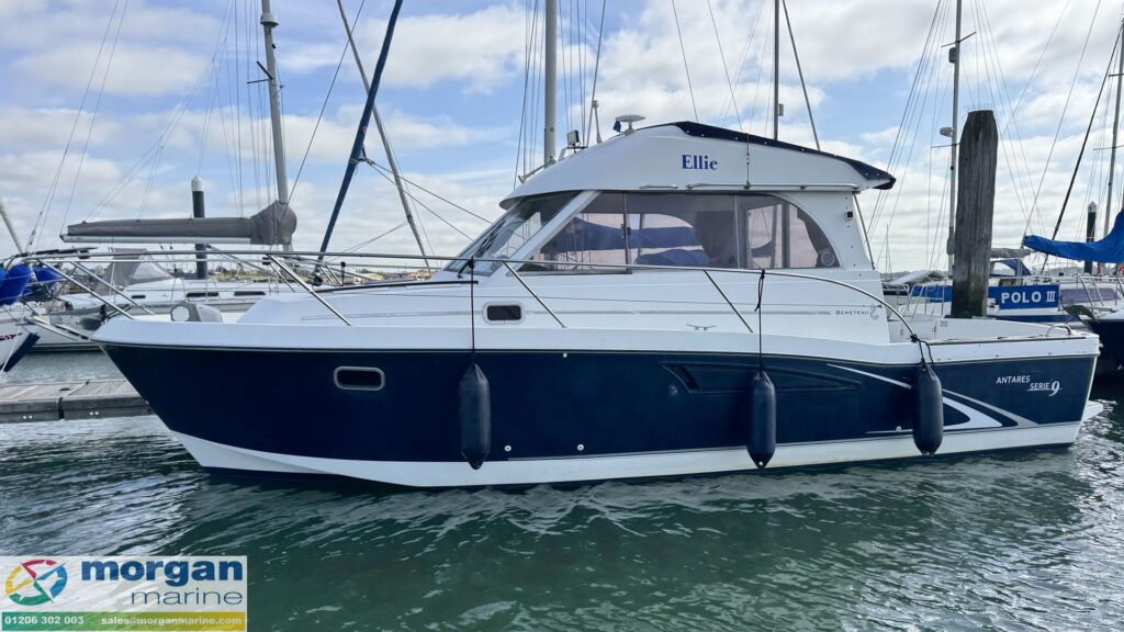 Beneteau Antares 9 Inboard