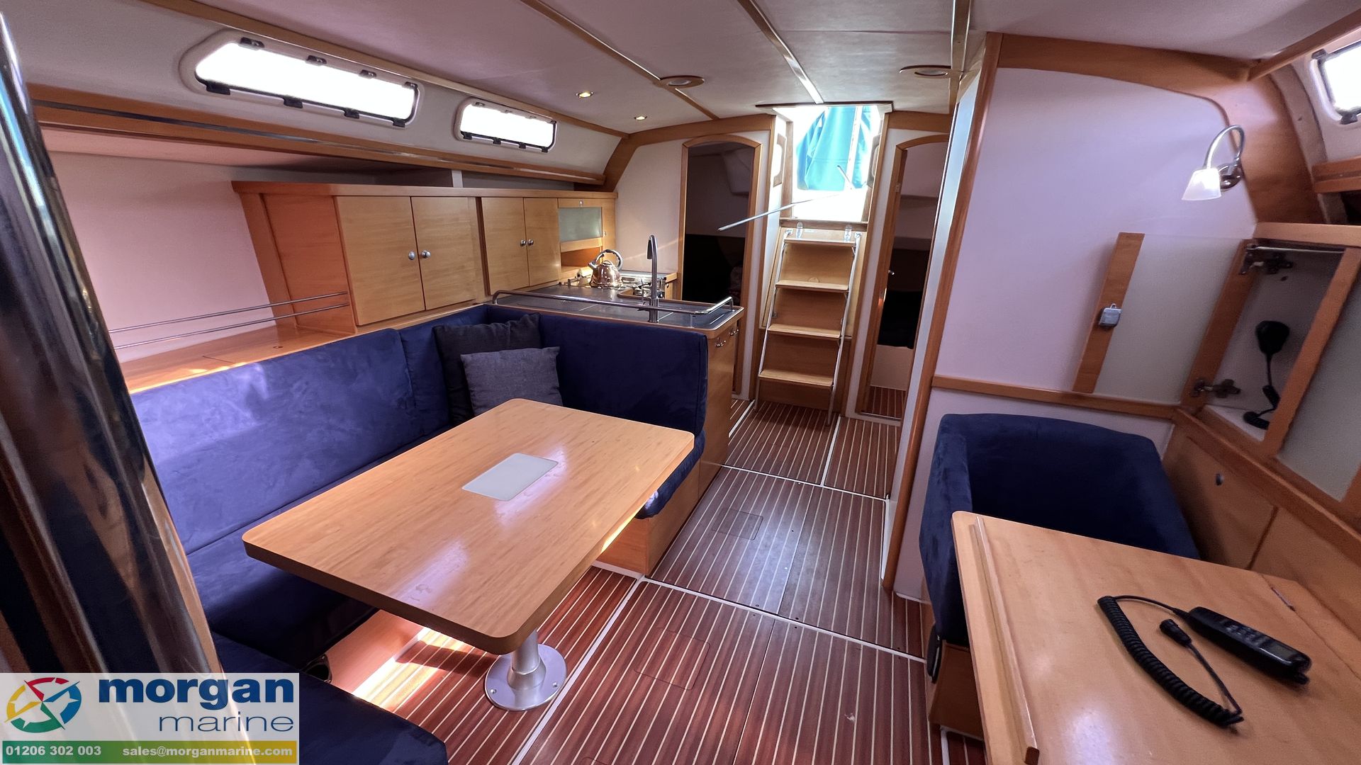 Hanse 400 -