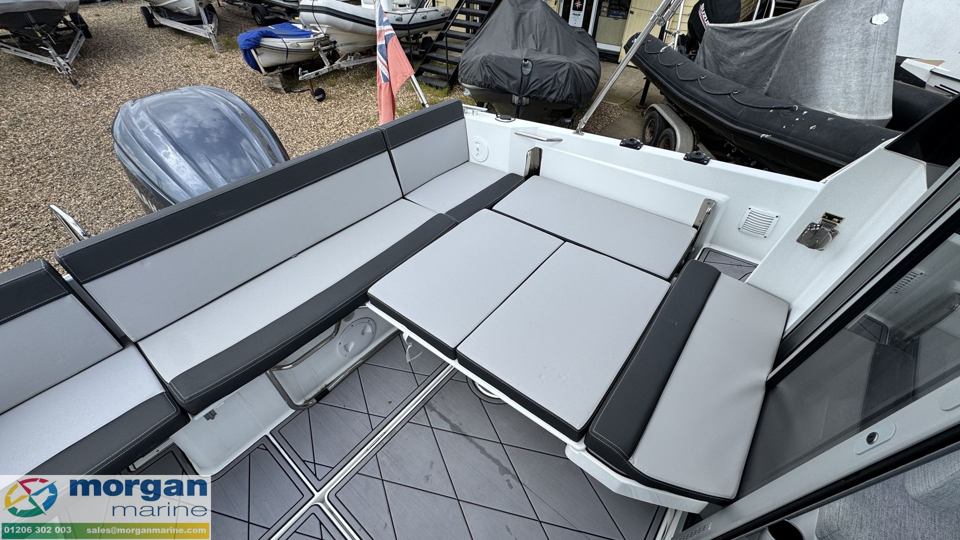 Jeanneau Merry Fisher 795 -