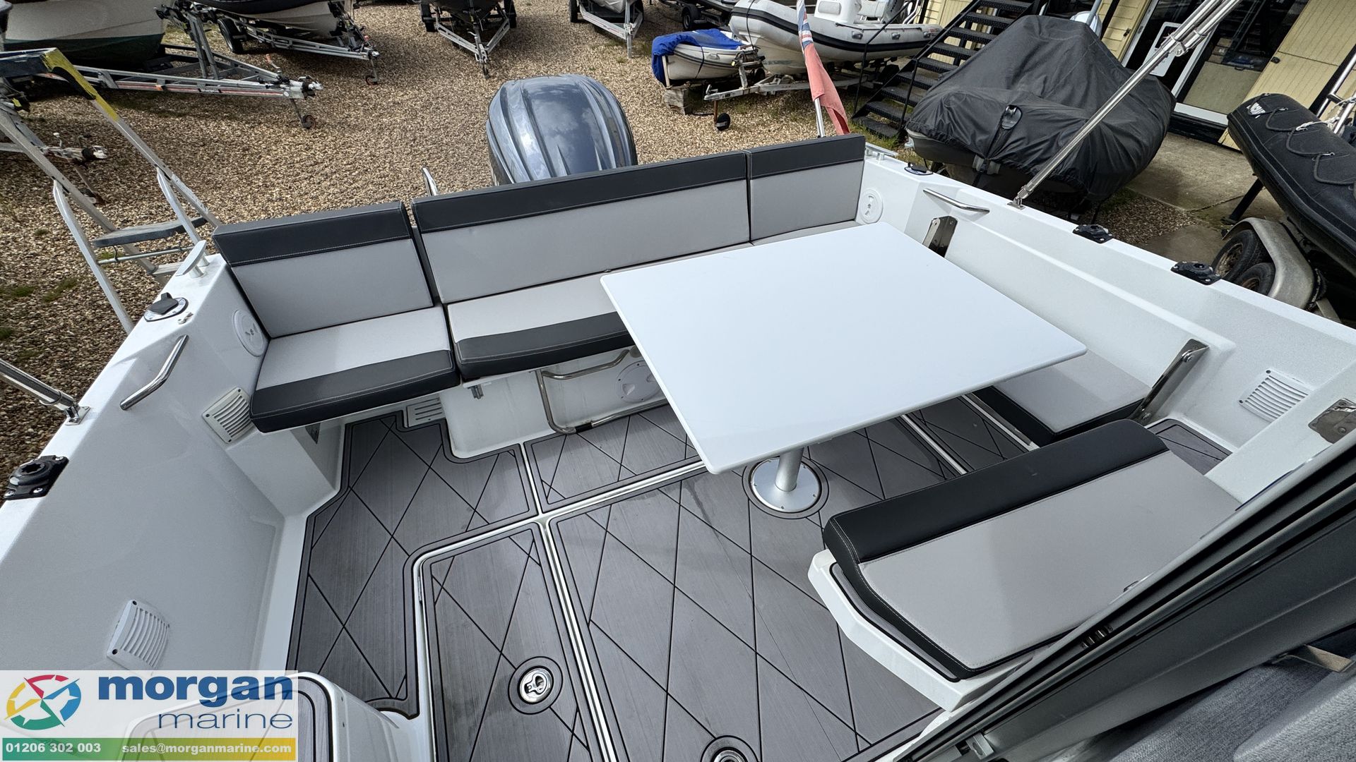 Jeanneau Merry Fisher 795 -