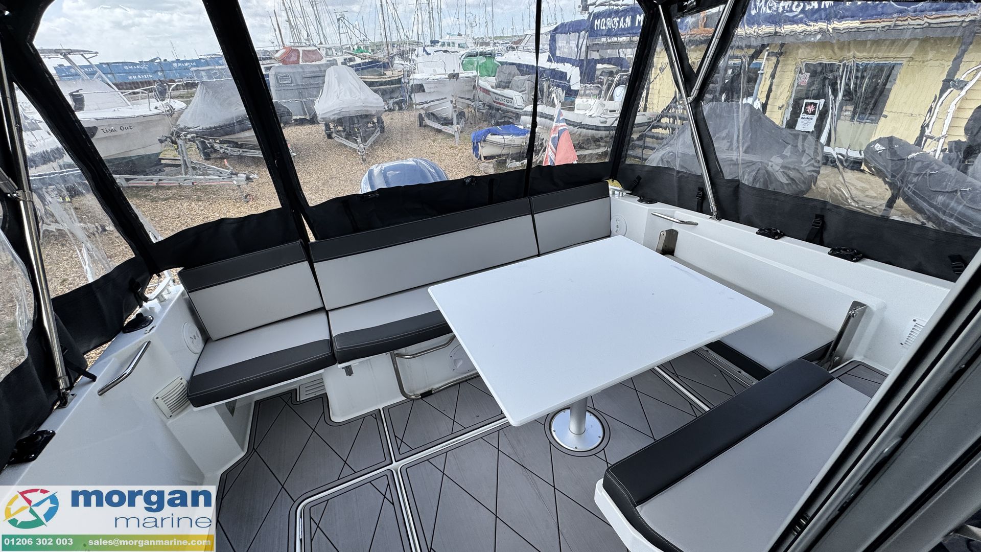 Jeanneau Merry Fisher 795 -