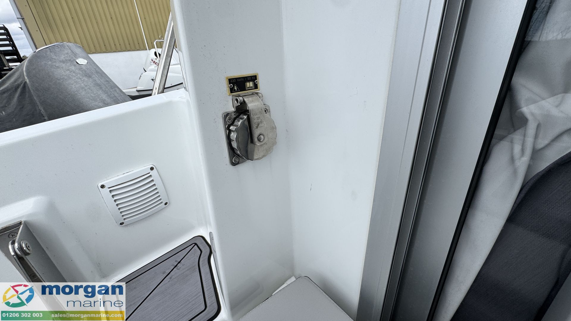 Jeanneau Merry Fisher 795 -