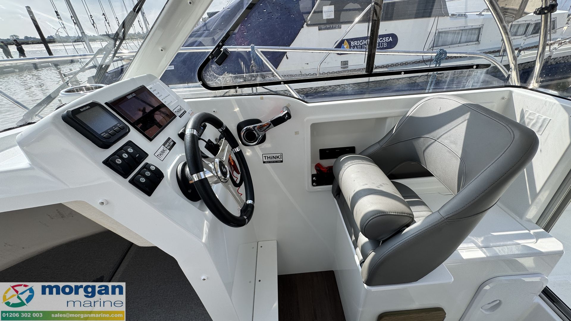 Beneteau Antares 6 -