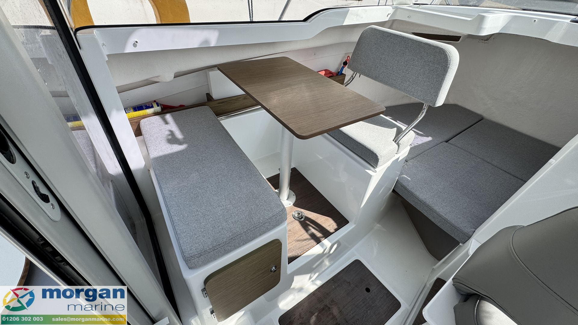 Beneteau Antares 6 -