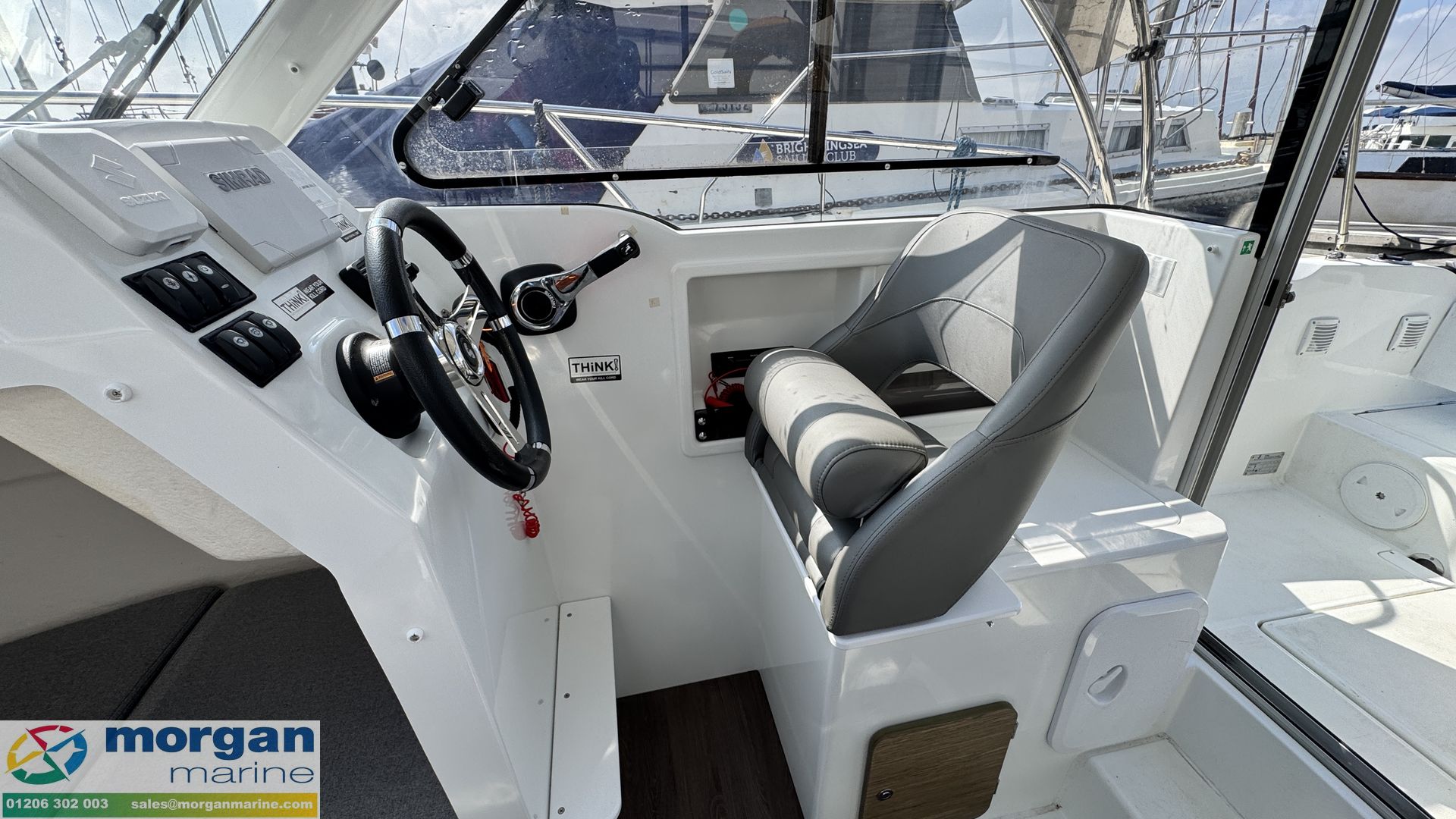 Beneteau Antares 6 -