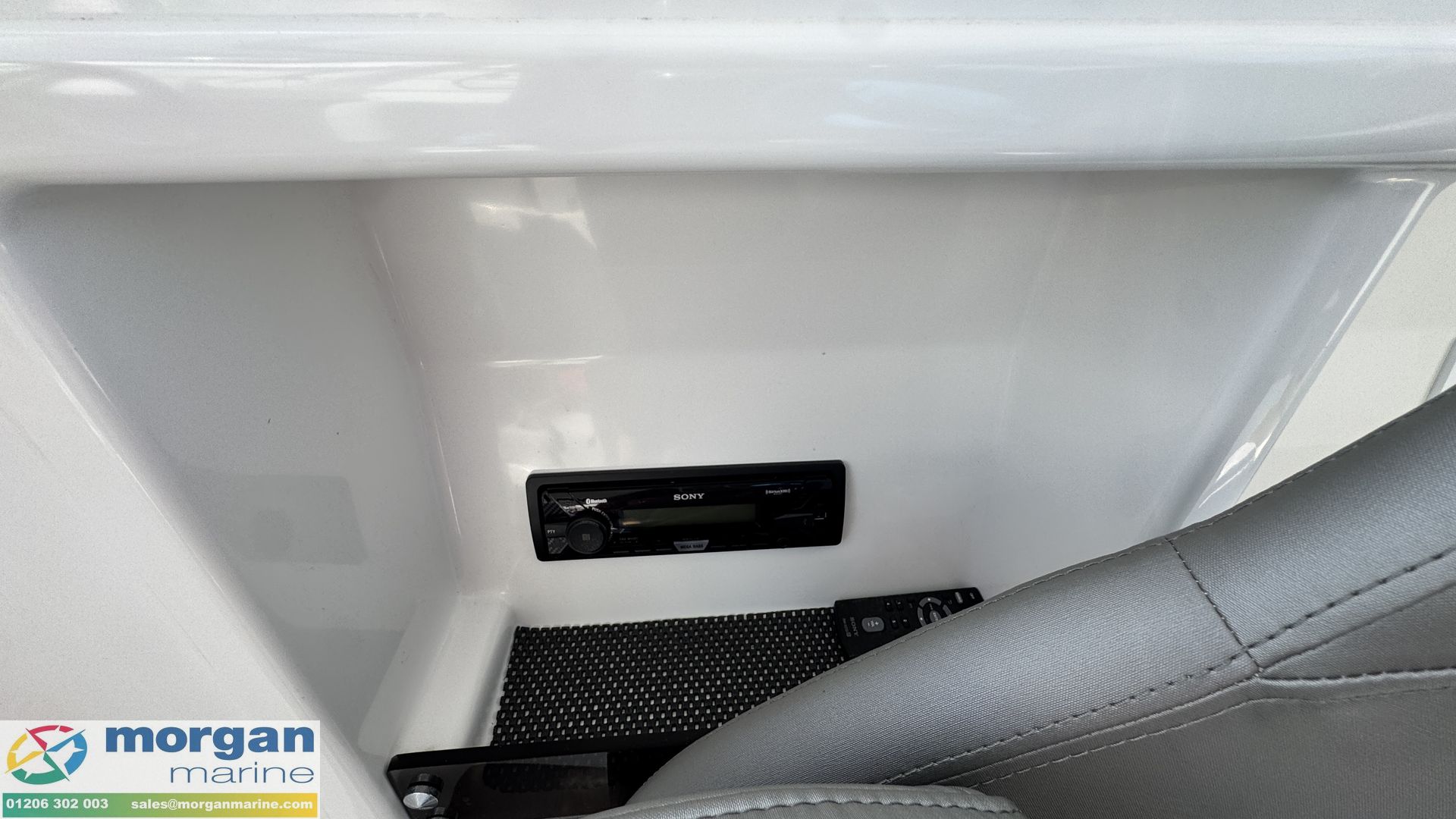 Beneteau Antares 6 -