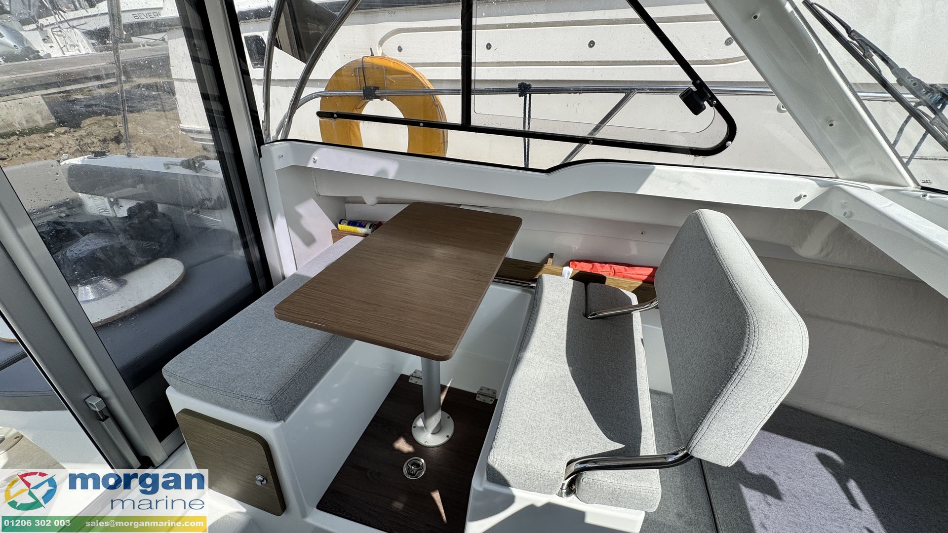 Beneteau Antares 6 -