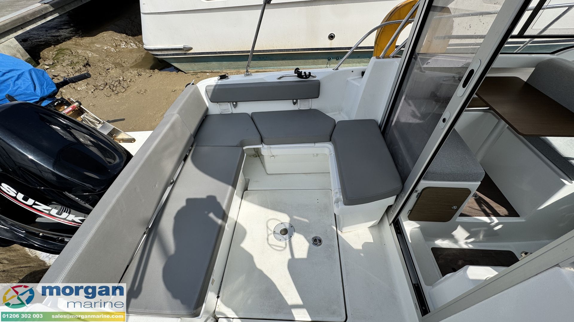 Beneteau Antares 6 -