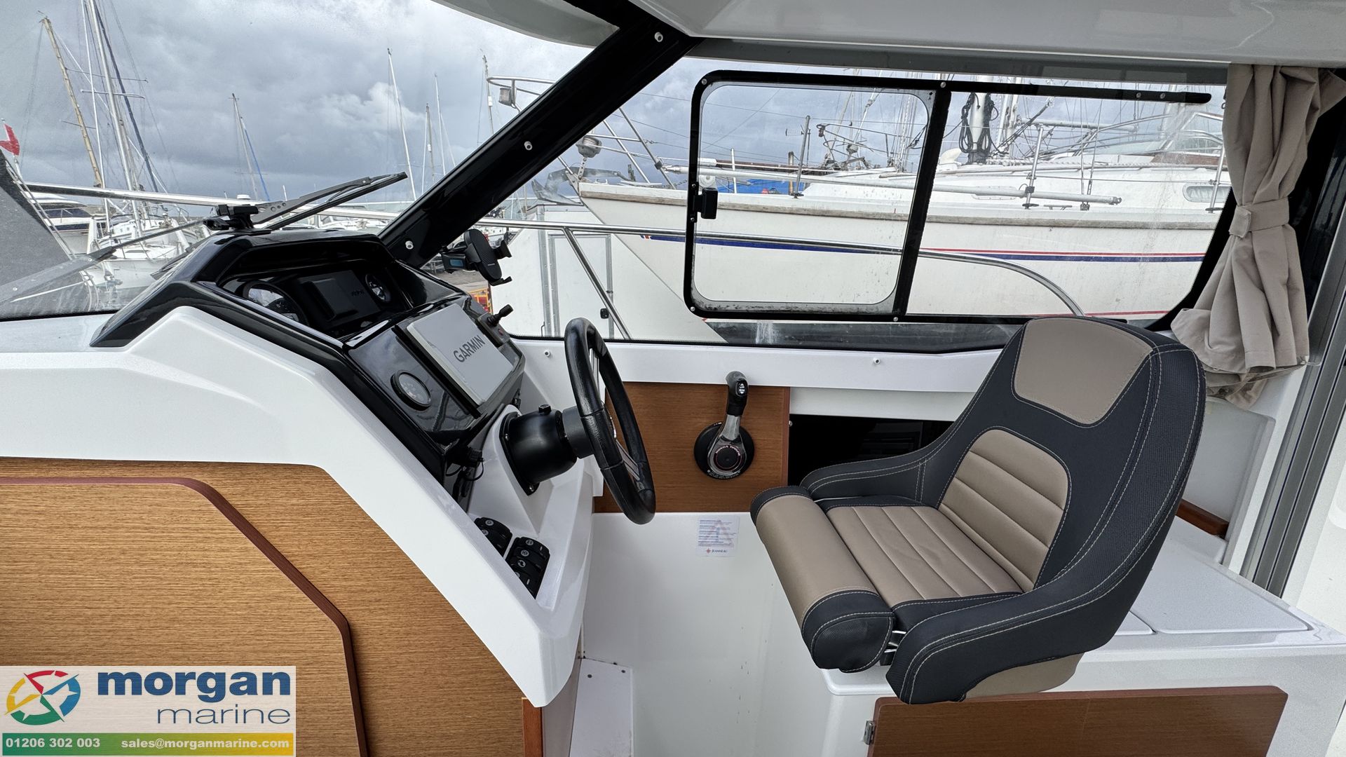 Merry Fisher 695 -
