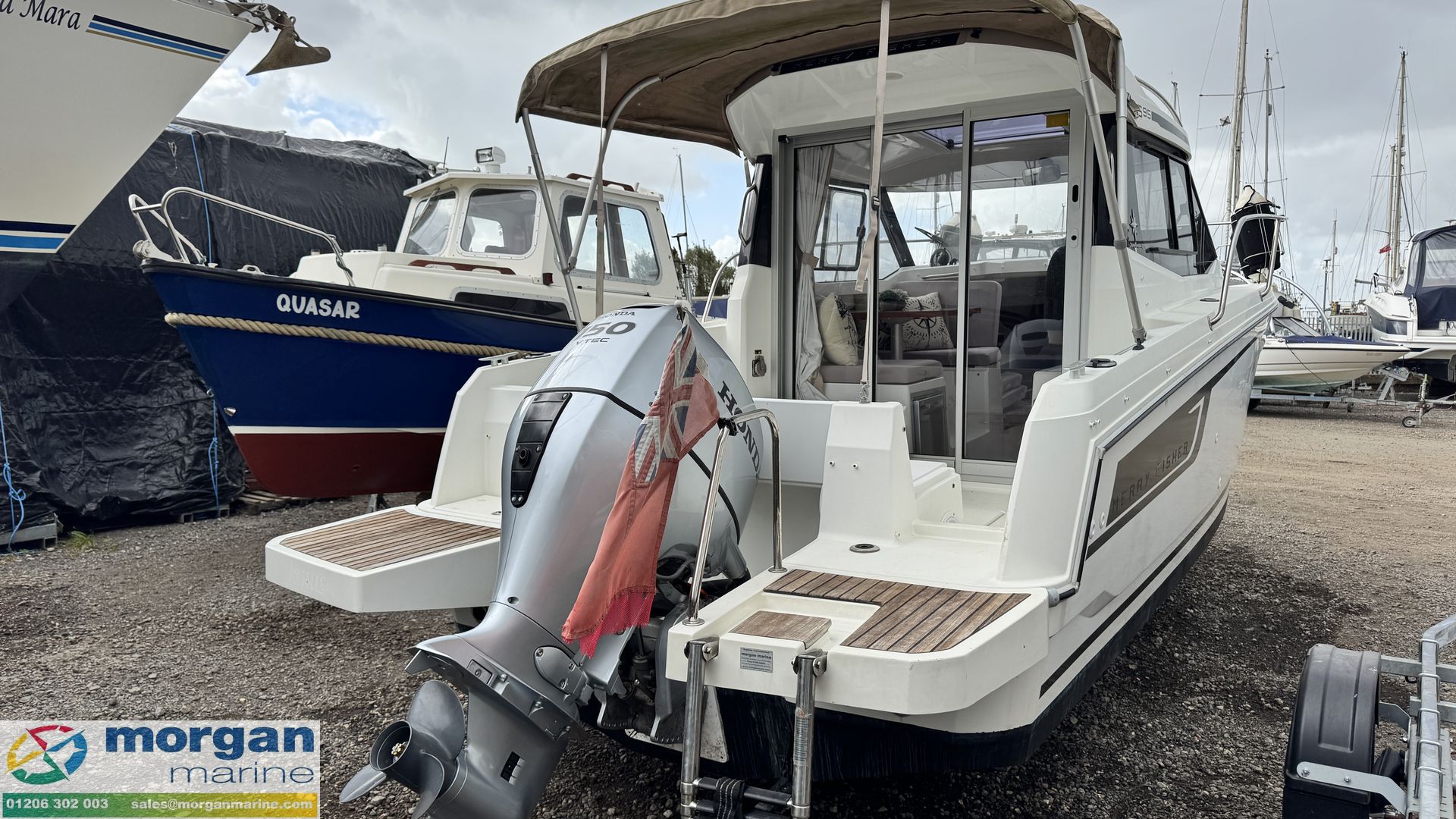 Merry Fisher 695 -