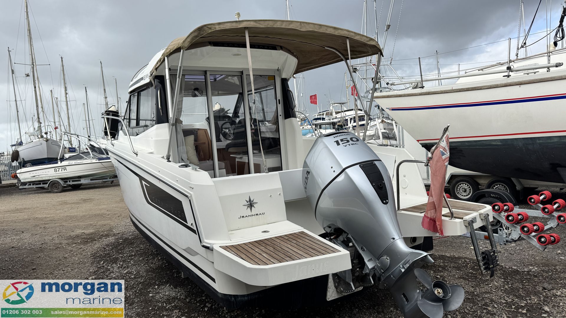 Merry Fisher 695 -