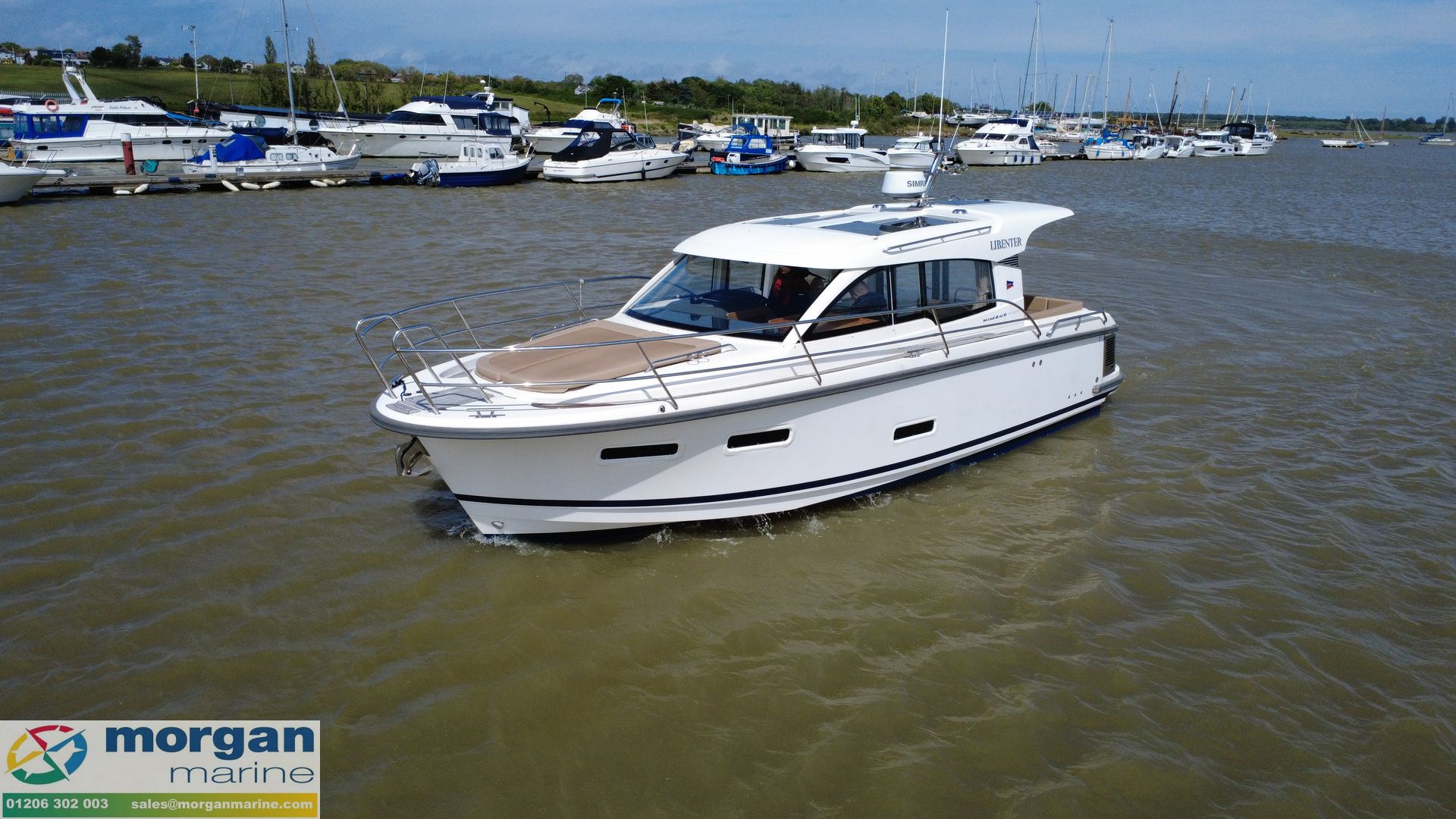 Nimbus 305 Coupe -