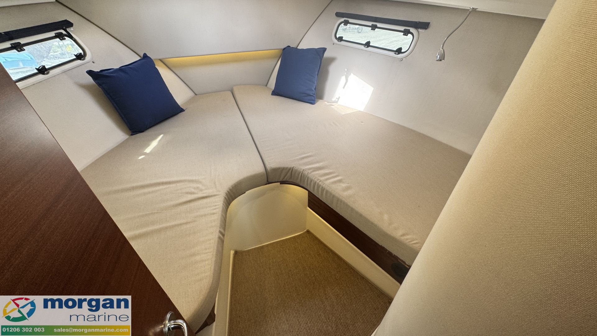 Nimbus 305 Coupe -