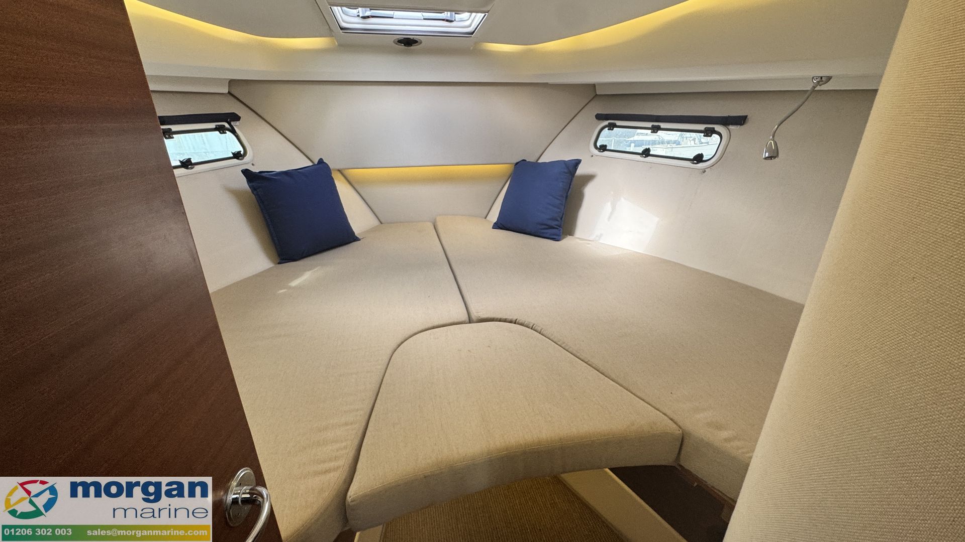 Nimbus 305 Coupe -