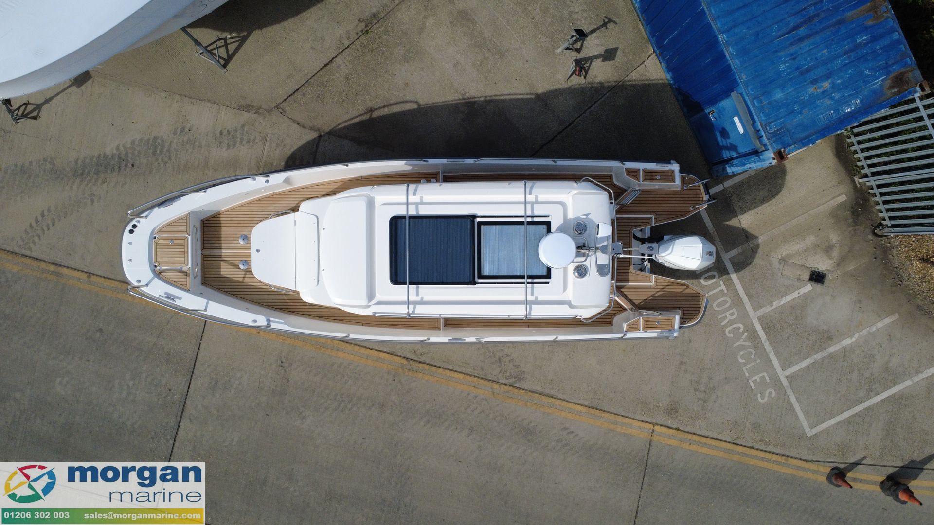 Nimbus C9 - overhead view