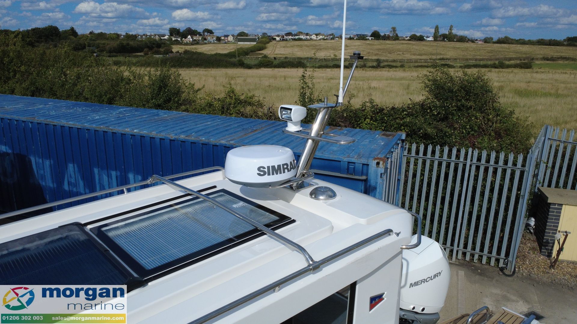 Nimbus C9 - electronics on roof