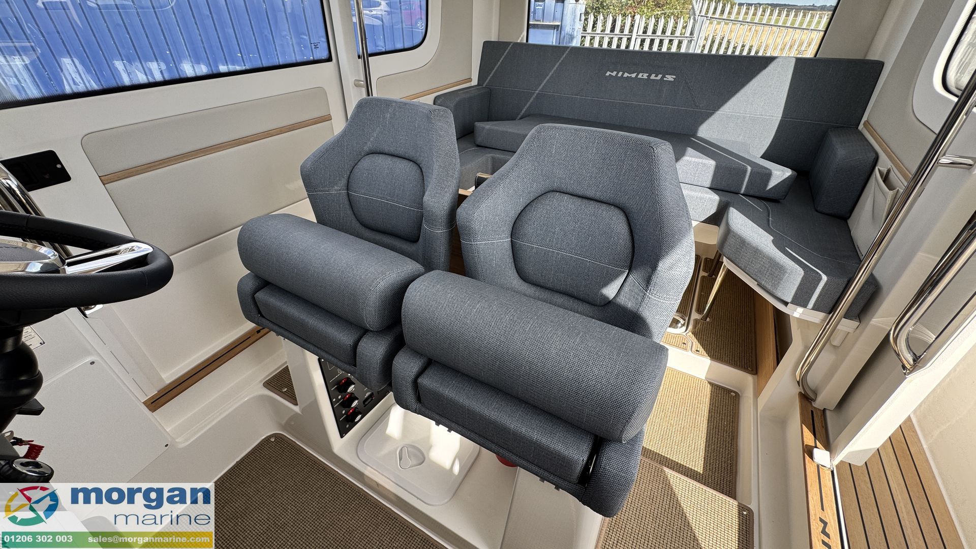 Nimbus C9 - helm and co-pilot seats