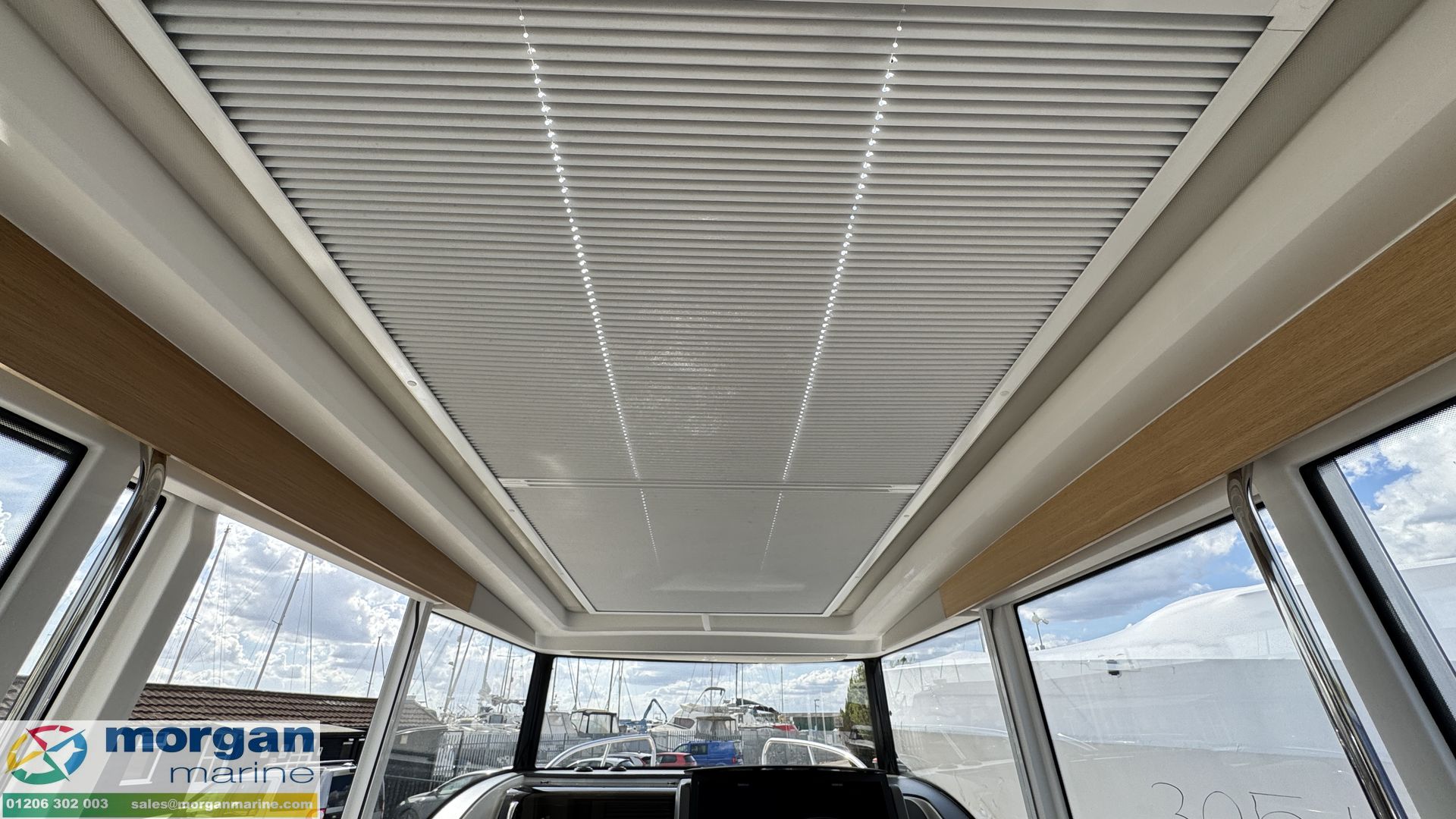 Nimbus C9 - wheelhouse roof