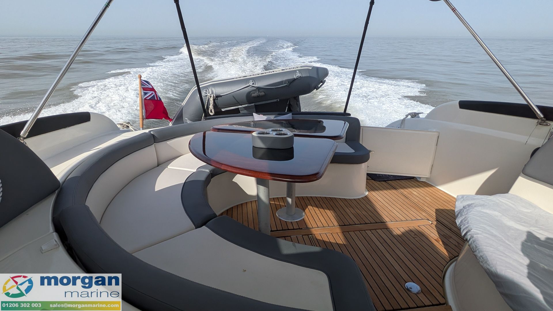 Jeanneau Prestige 34S - aft seating