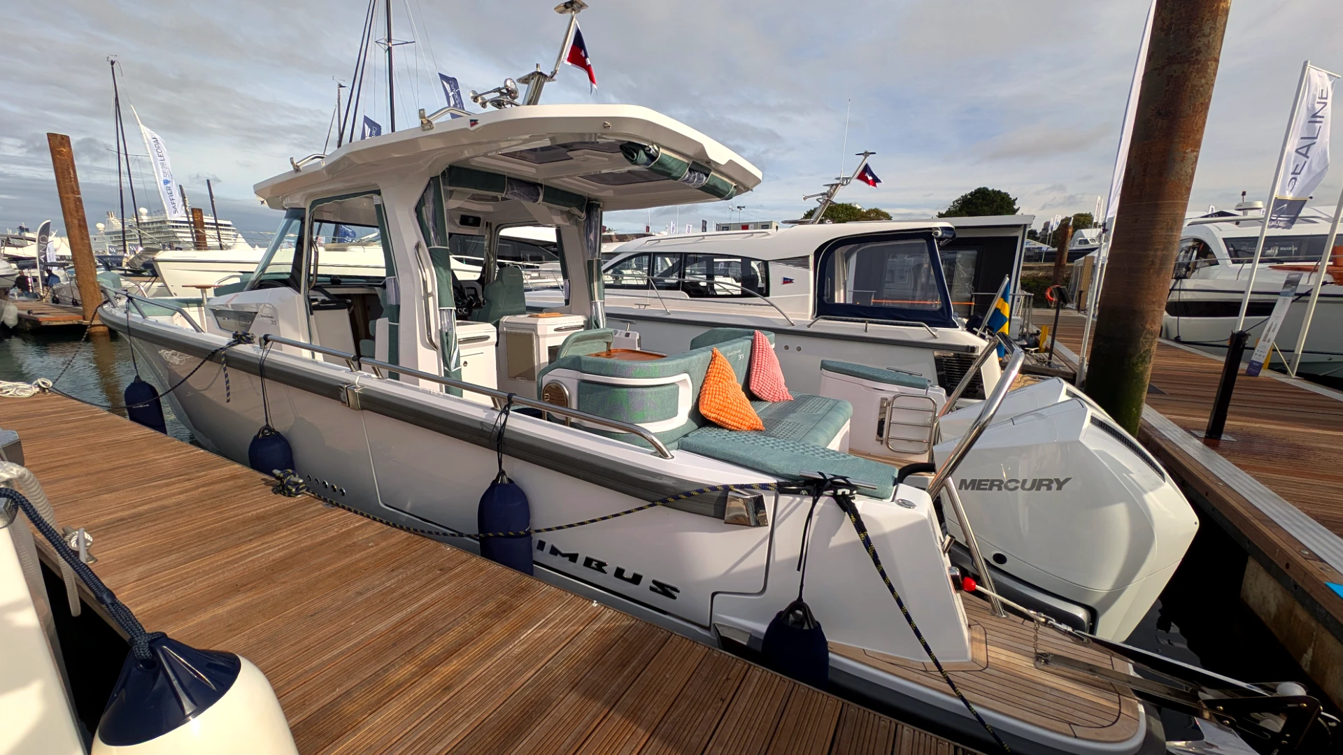 Nimbus ST35 (Sport Tender 35) - 2