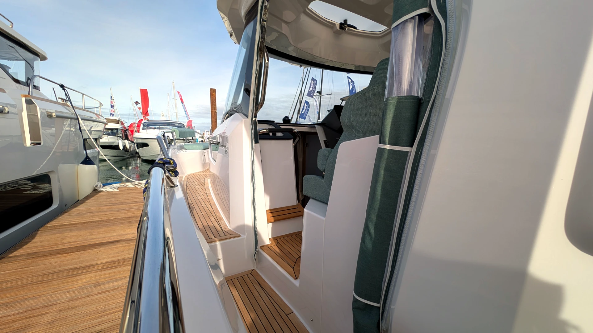 Nimbus ST35 (Sport Tender 35) - 22