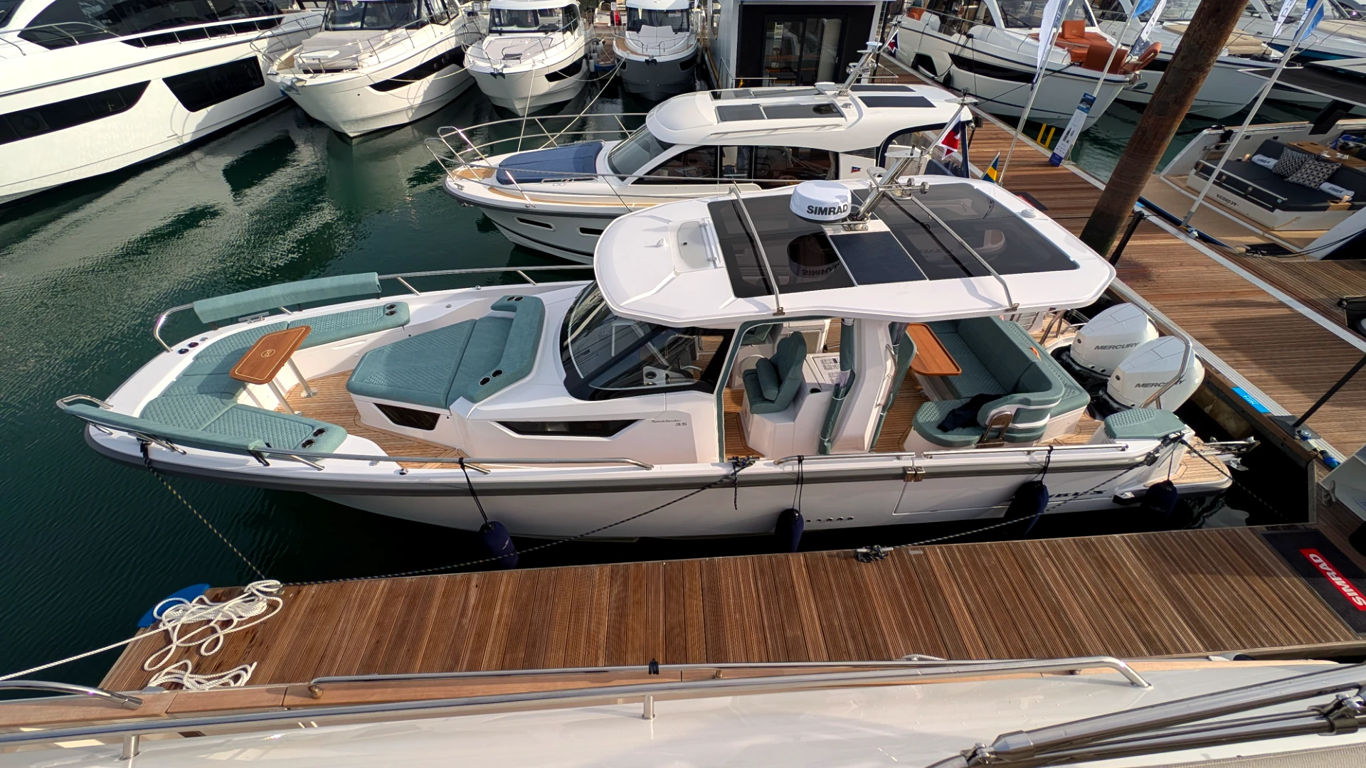 Nimbus ST35 (Sport Tender 35) - 4