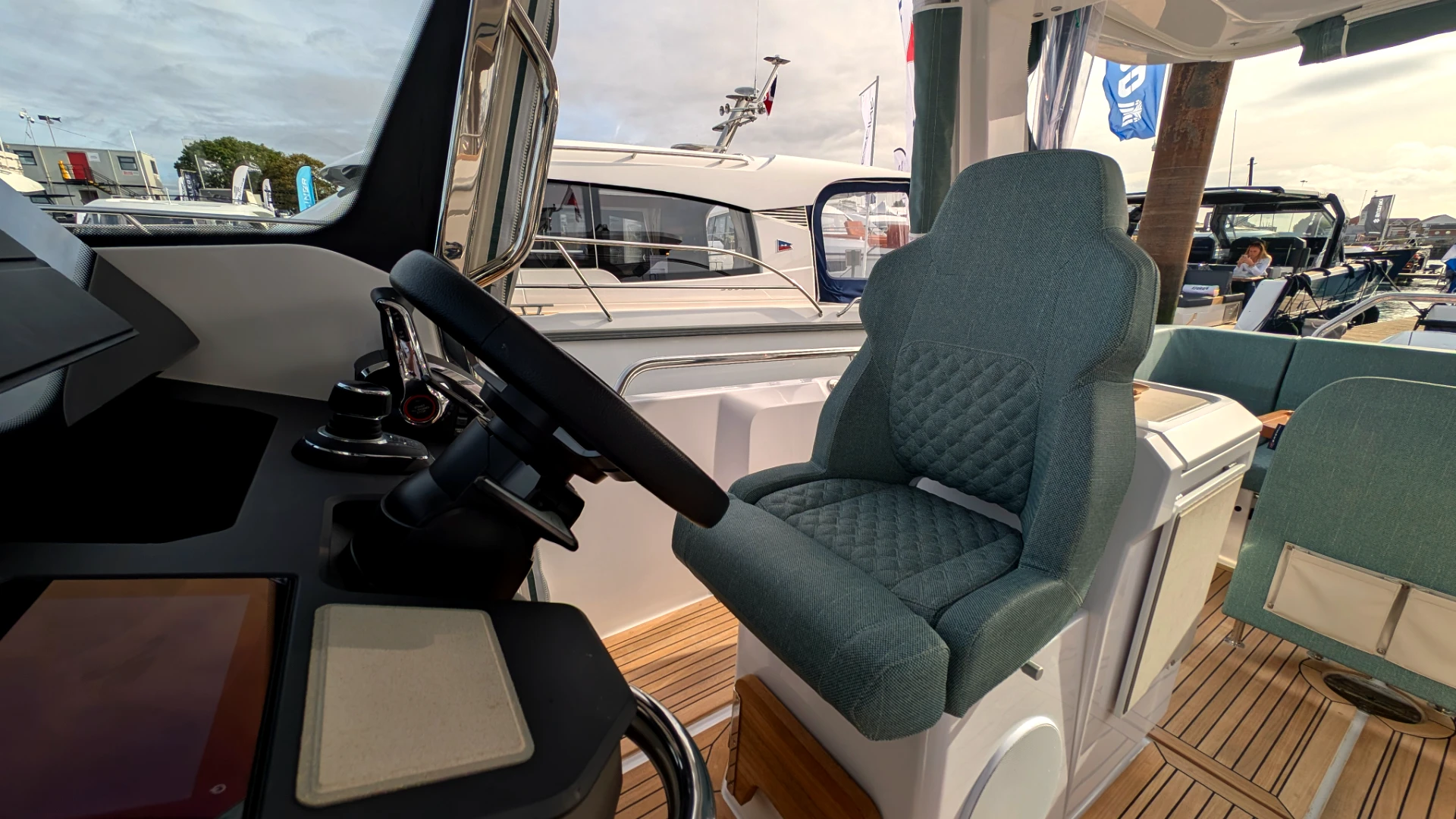 Nimbus ST35 (Sport Tender 35) - 31