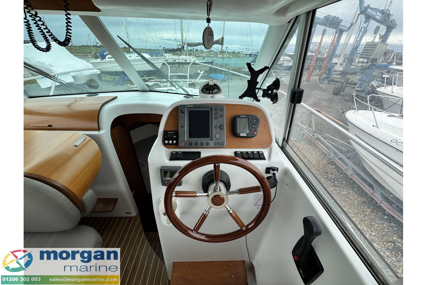 Jeanneau Merry Fisher 805 -