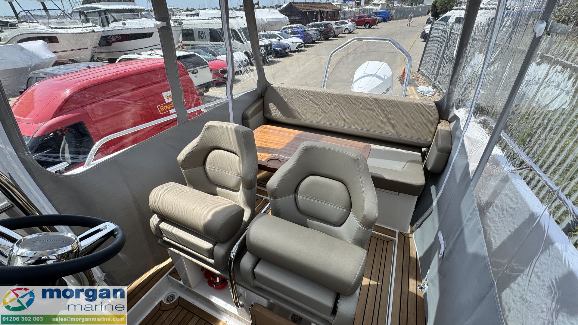 Nimbus Tender 8 -
