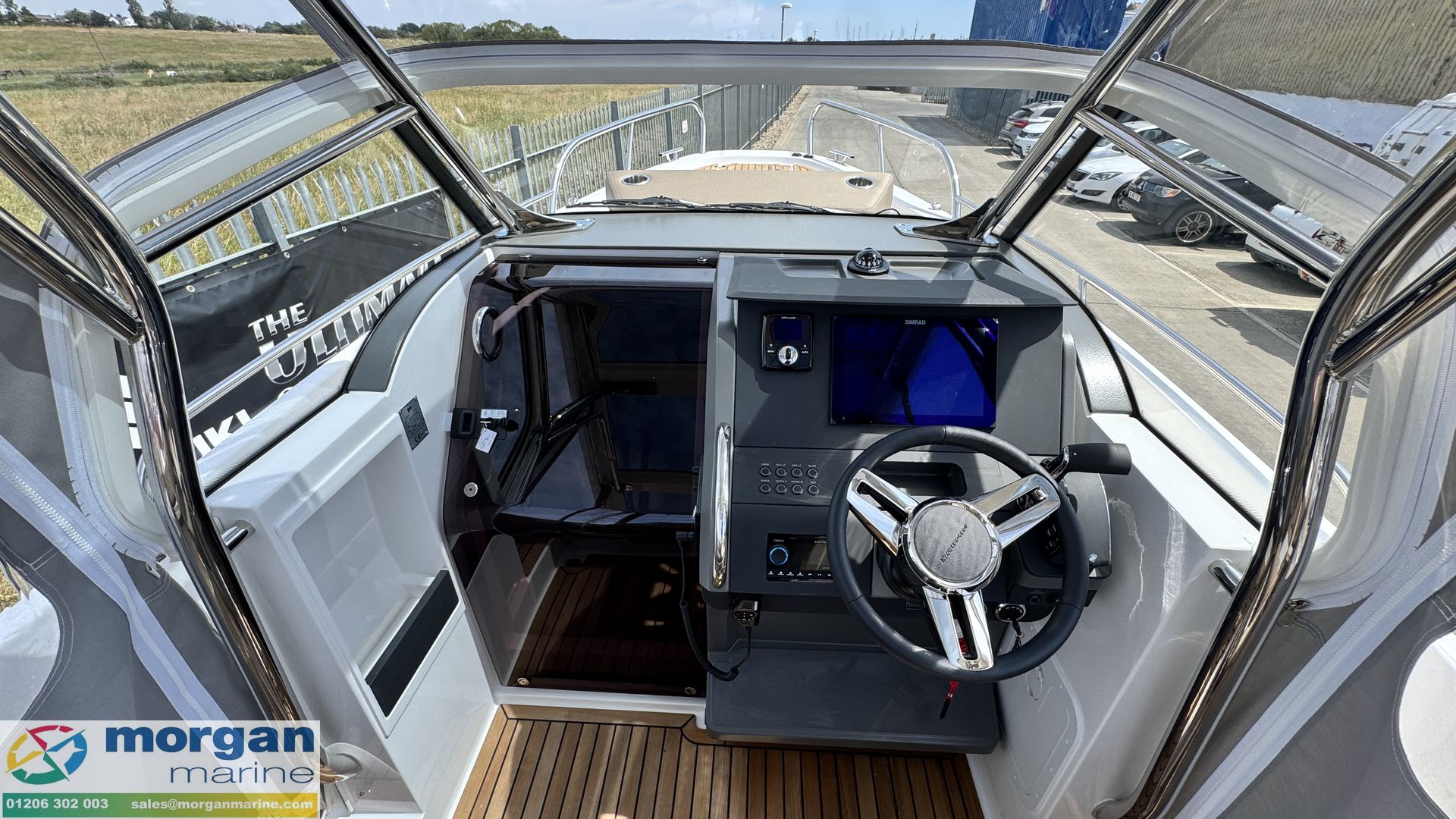 Nimbus Tender 8 -